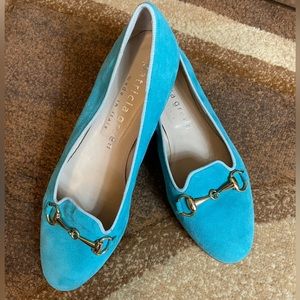 💙Great Used Condition 38.5” Patricia Green Made In Italy Suede gold clasp flats